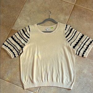 Chico's Cream Crochet Sleeve Sweater